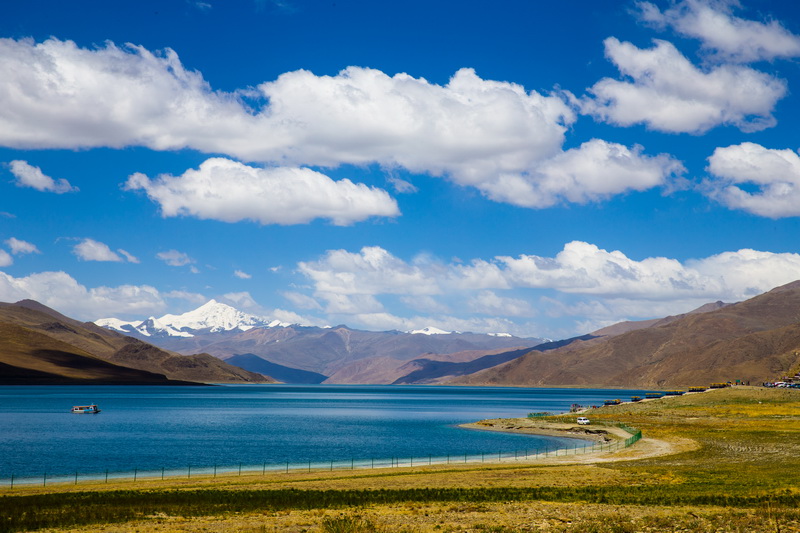 地质地球所-西藏风光（组图）美丽的羊卓雍湖-任晖-82998092_调整大小.jpg